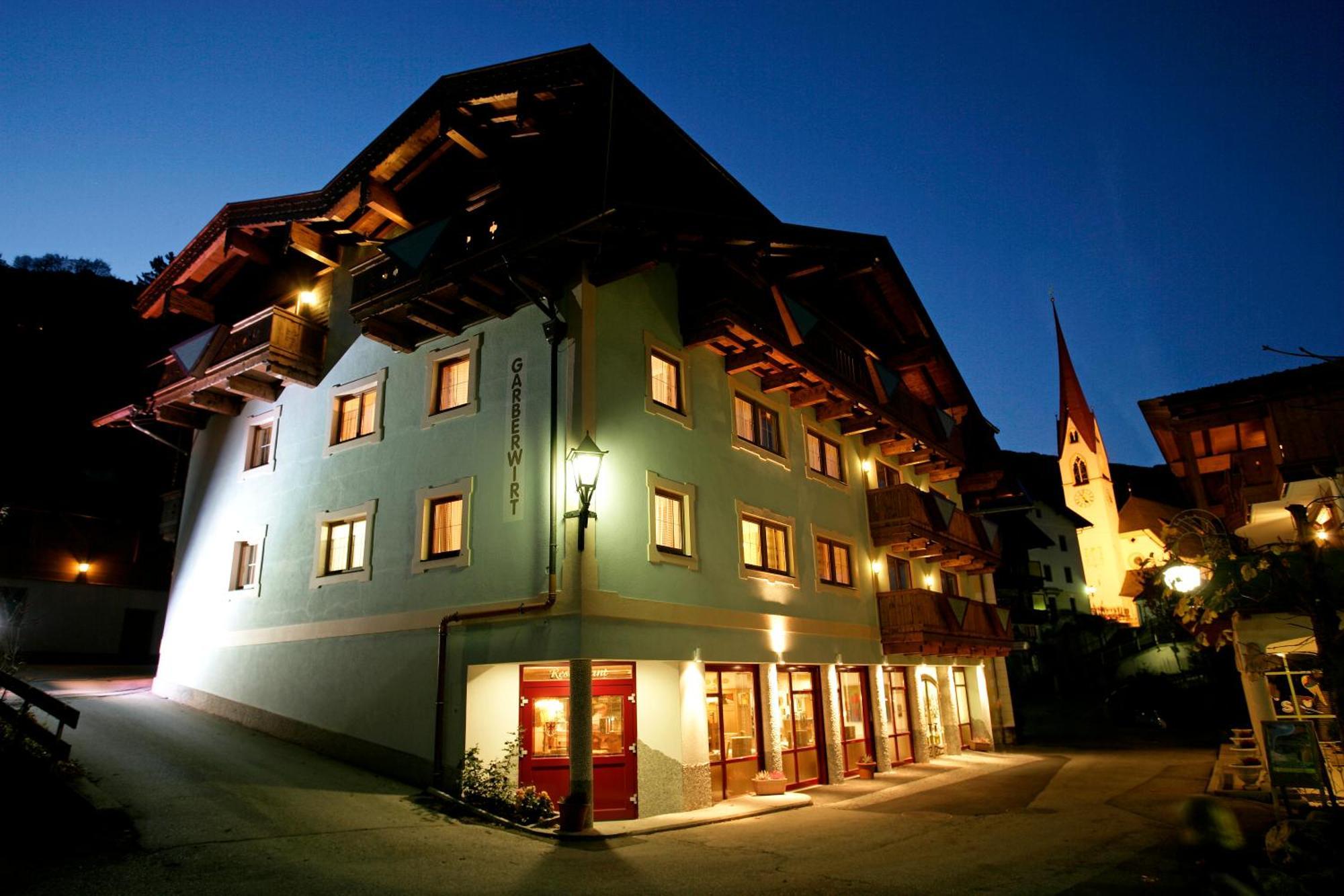 Hotel Garberwirt Hippach Exterior photo
